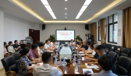 中国初级卫生保健基金会理事长曹锡荣一行到国壮座谈交流