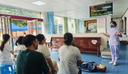 明秀分院门诊部举办健康宣讲义诊活动