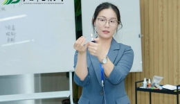 国壮教师在广西中医药大学首届临床教师小讲课比赛中荣获多个奖项