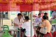 明秀分院惠民送健康：壮医三伏贴进社区 防病养生暖民心