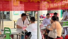 明秀分院惠民送健康：壮医三伏贴进社区 防病养生暖民心