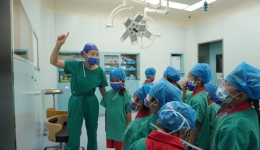 童眼探医·健康同行丨二场满额落幕，三场虚位以待！火速扫码报名噢~