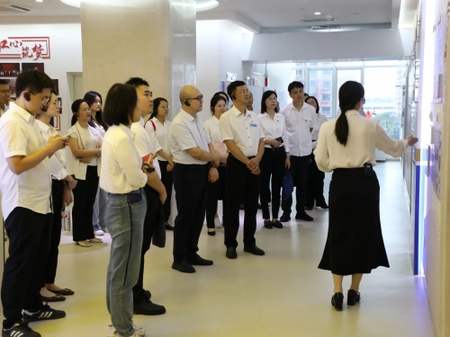 国壮机关党总支开展“党建交流促发展，机关联动聚合力”主题党日活动