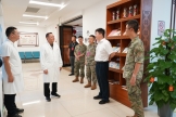 南宁市武鸣区党委副书记、政府代理区长林博亮到广西国际壮医医院指导秋季征兵体检工作
